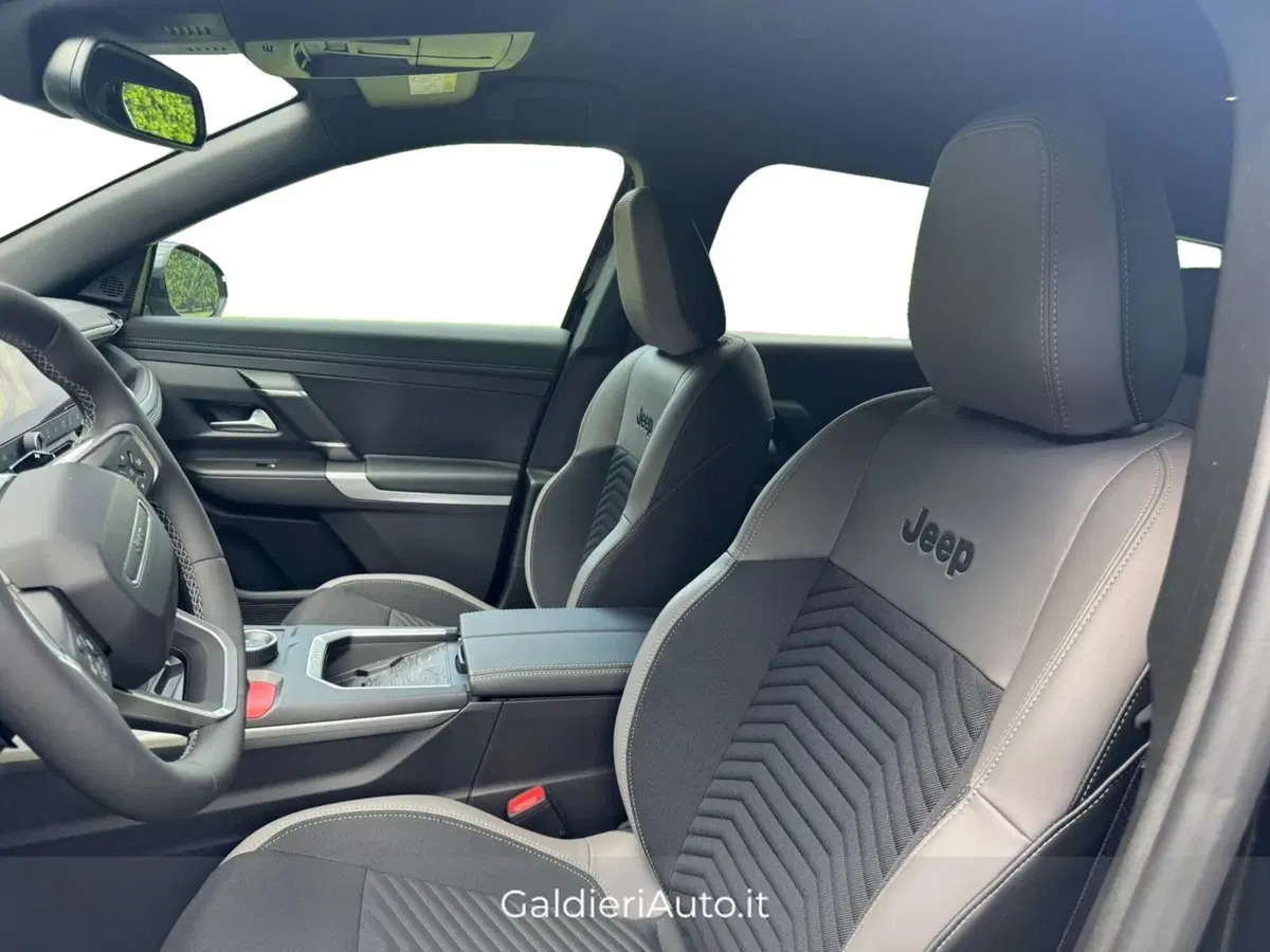 Jeep Compass nuova a Salerno (6)