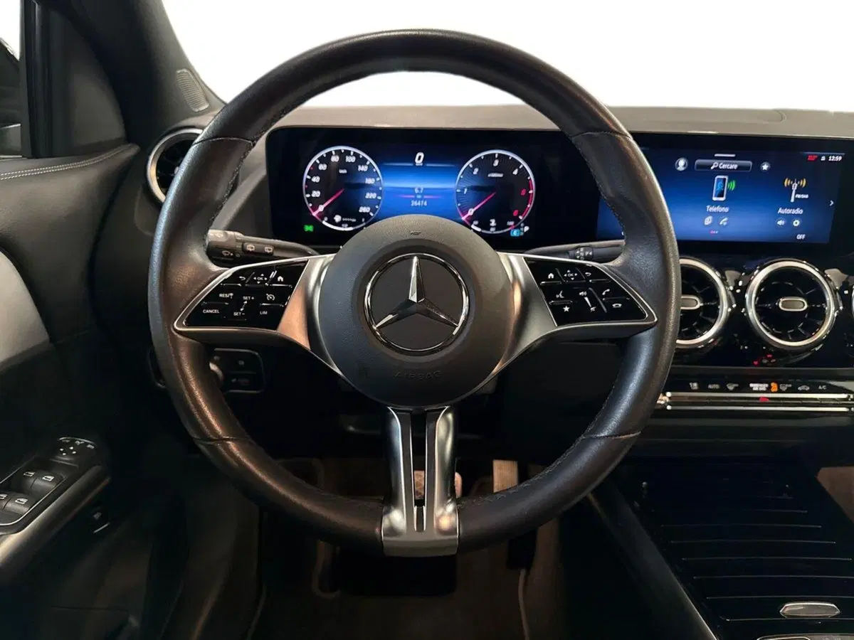 Mercedes-Benz GLA SUV usata a Firenze (11)