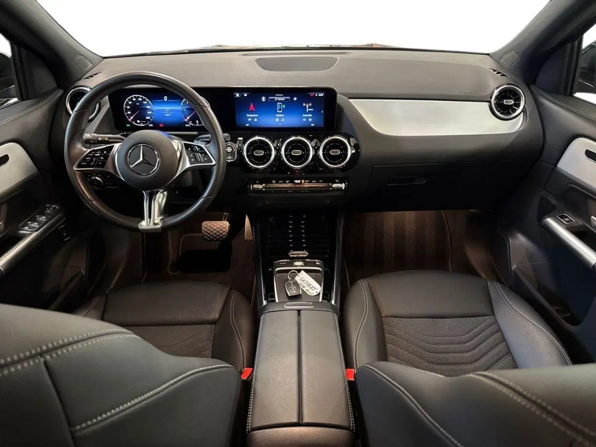 Mercedes-Benz GLA SUV usata a Firenze (9)