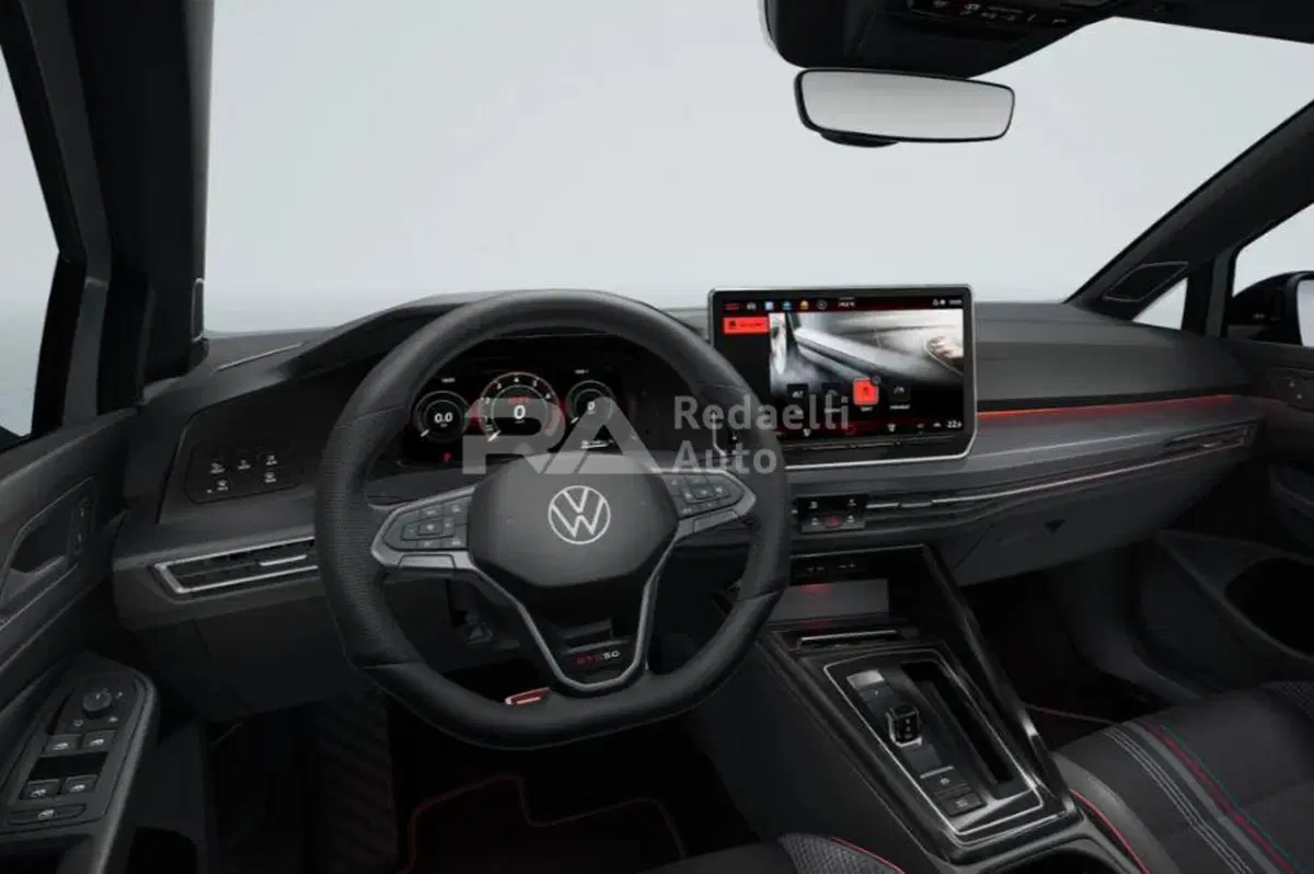 Volkswagen Golf nuova a Lecco (7)