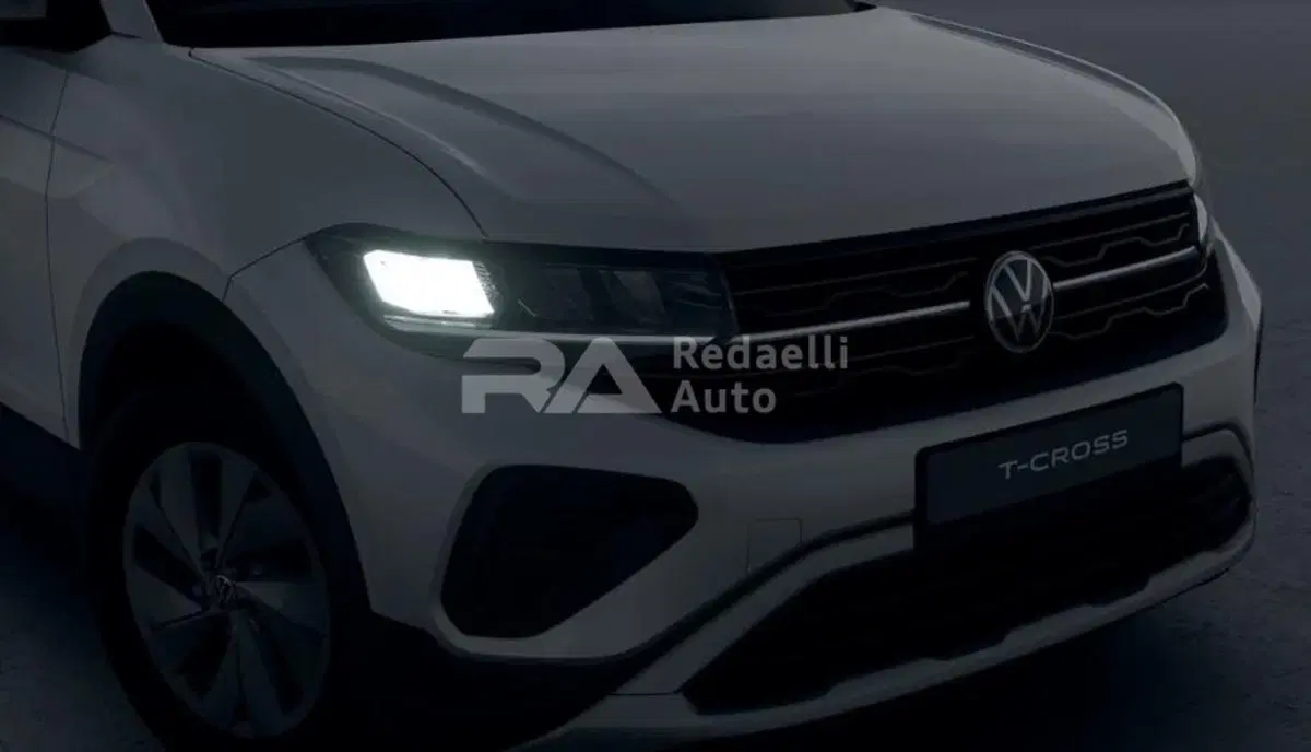 Volkswagen T-Cross nuova a Lecco (4)