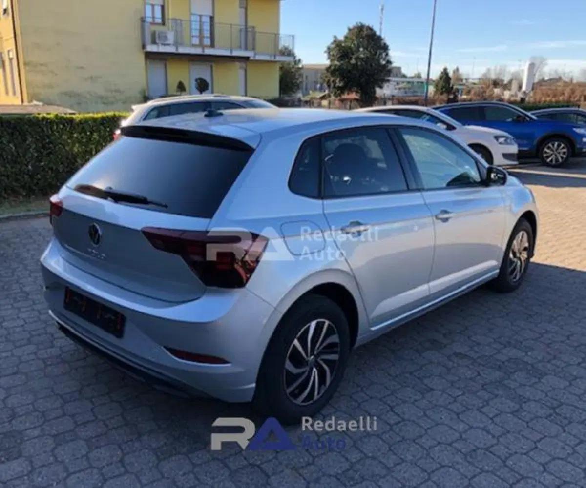 Volkswagen Polo nuova a Lecco (3)