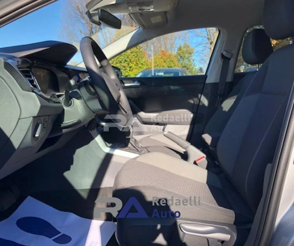 Volkswagen Polo nuova a Lecco (7)