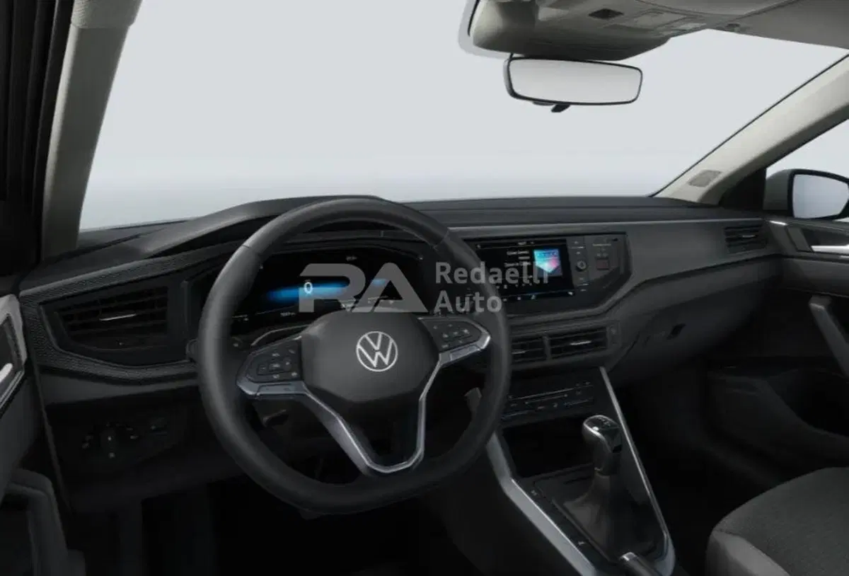 Volkswagen Polo nuova a Lecco (8)