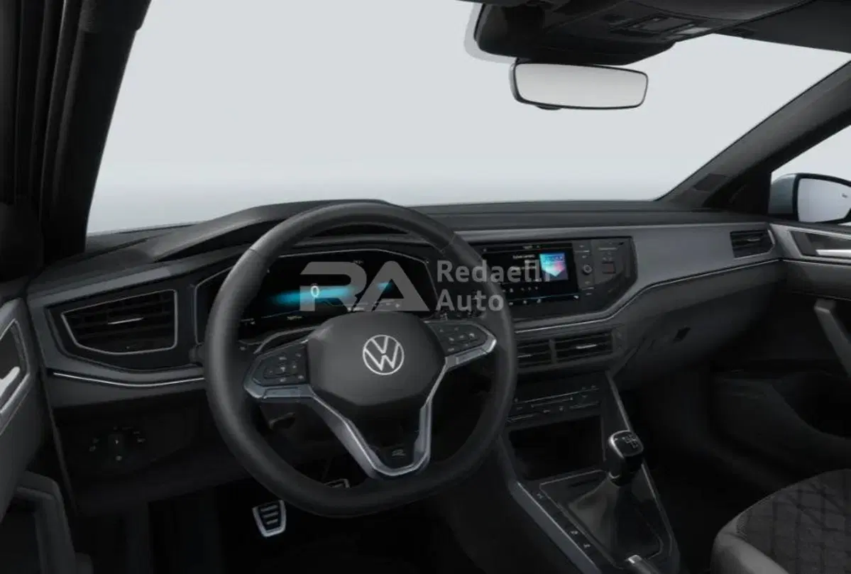 Volkswagen Polo nuova a Lecco (6)