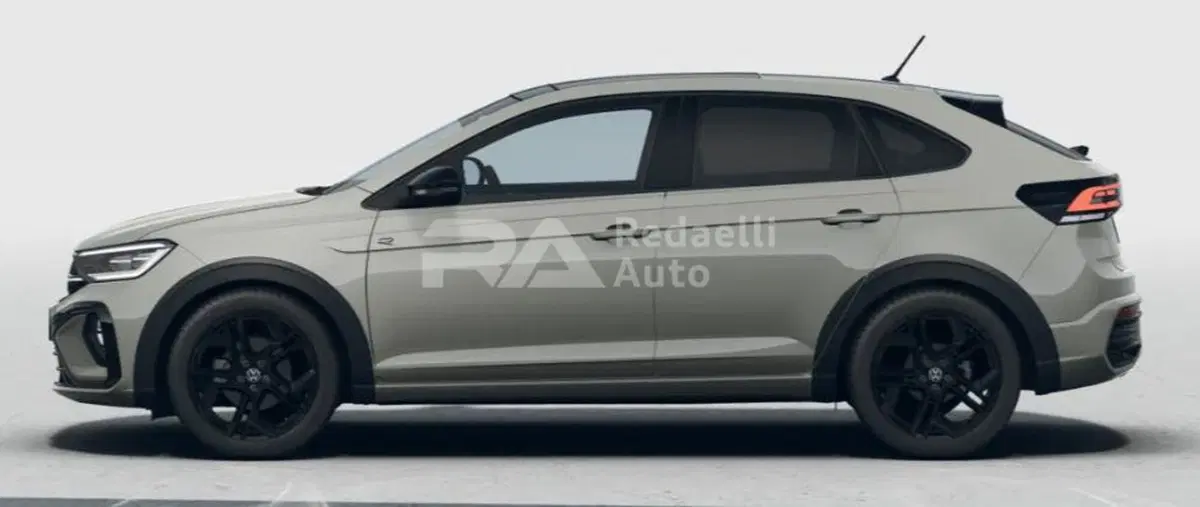 Volkswagen Taigo nuova a Lecco (2)