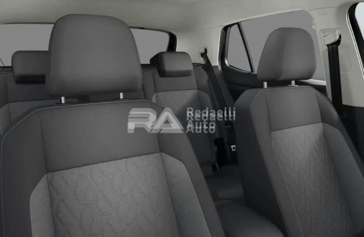Volkswagen T-Cross nuova a Lecco (7)