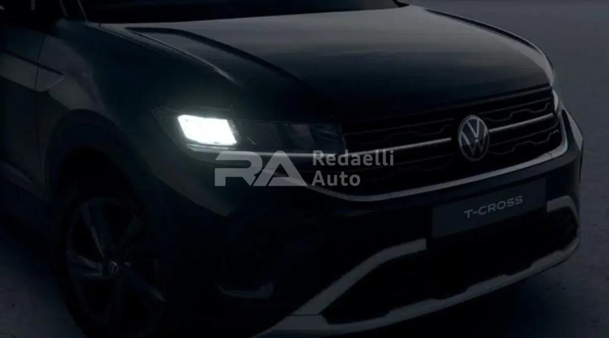 Volkswagen T-Cross nuova a Lecco (4)