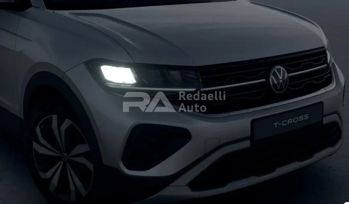 Volkswagen T-Cross nuova a Lecco (4)