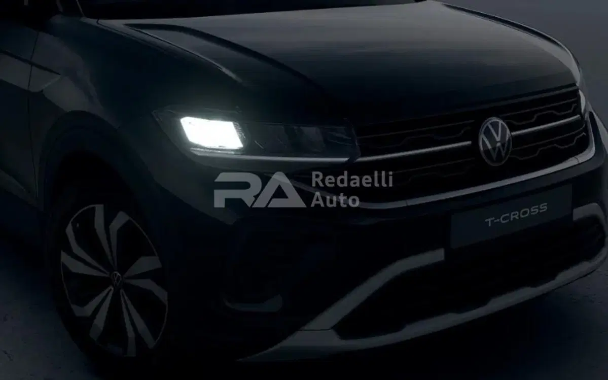 Volkswagen T-Cross nuova a Lecco (4)