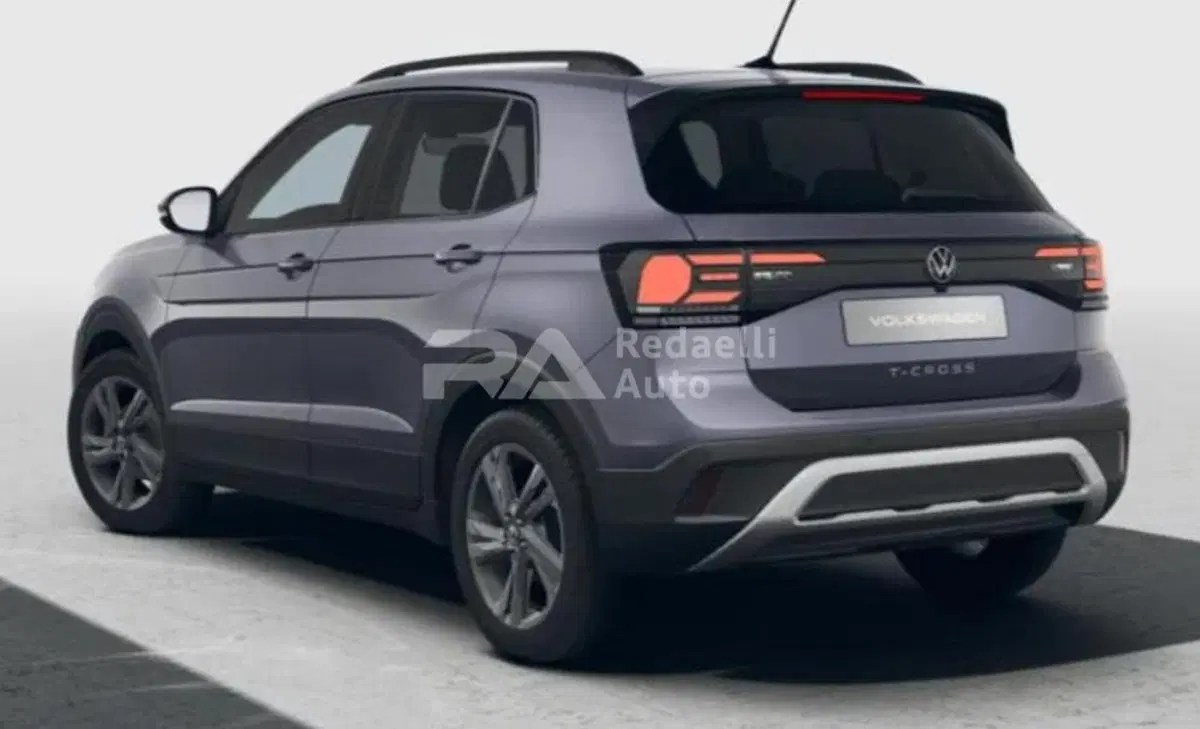 Volkswagen T-Cross nuova a Lecco (3)