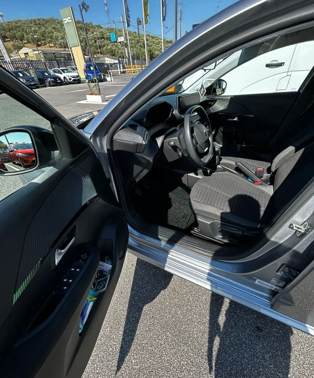 Peugeot 208 usata a Roma (8)