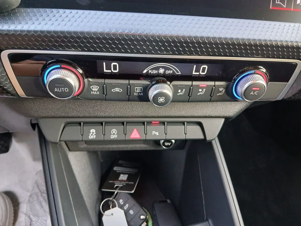 Audi A1 allstreet usata a Reggio Calabria (11)