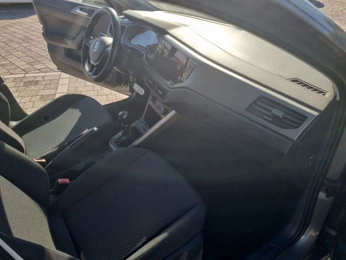 Volkswagen Polo usata a Lucca (17)