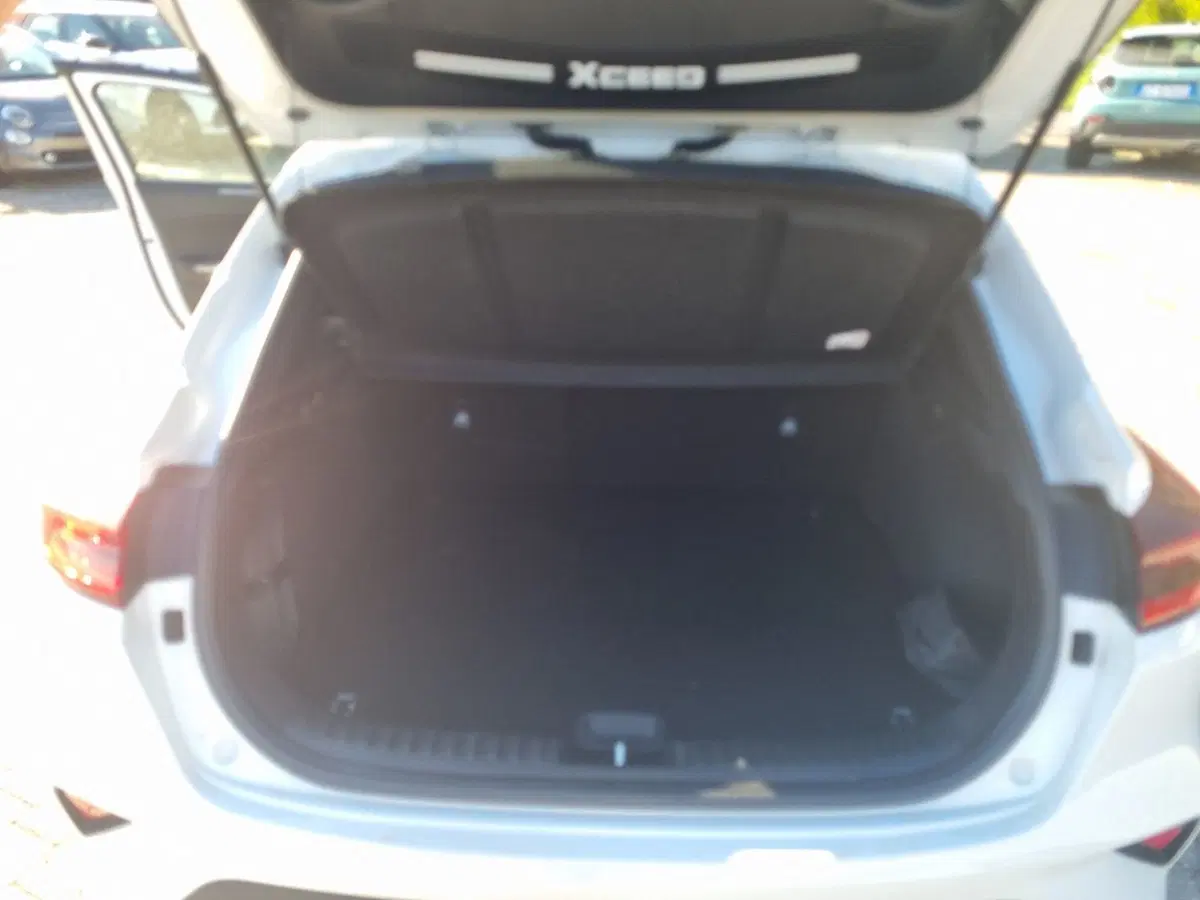 Kia XCeed usata a Lucca (14)