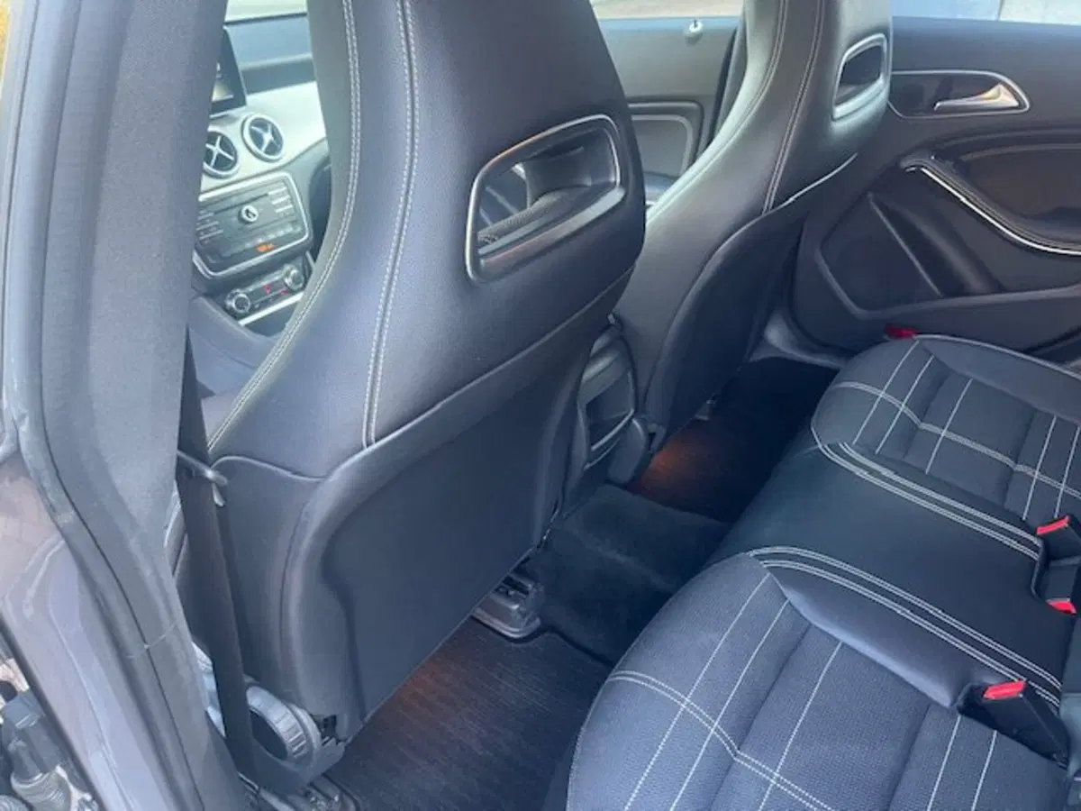 Mercedes-Benz CLA Shooting Brake usata a Brescia (18)