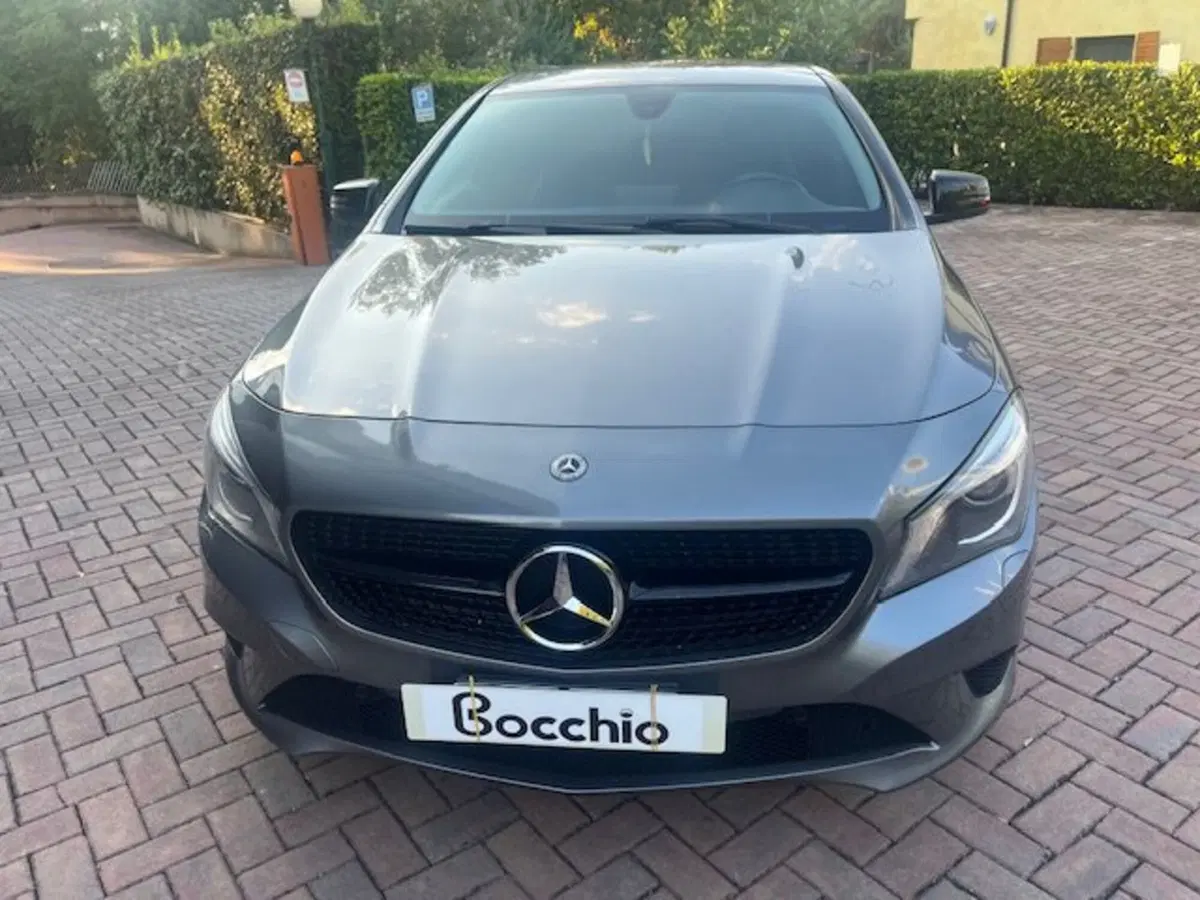 Mercedes-Benz CLA Shooting Brake usata a Brescia (2)