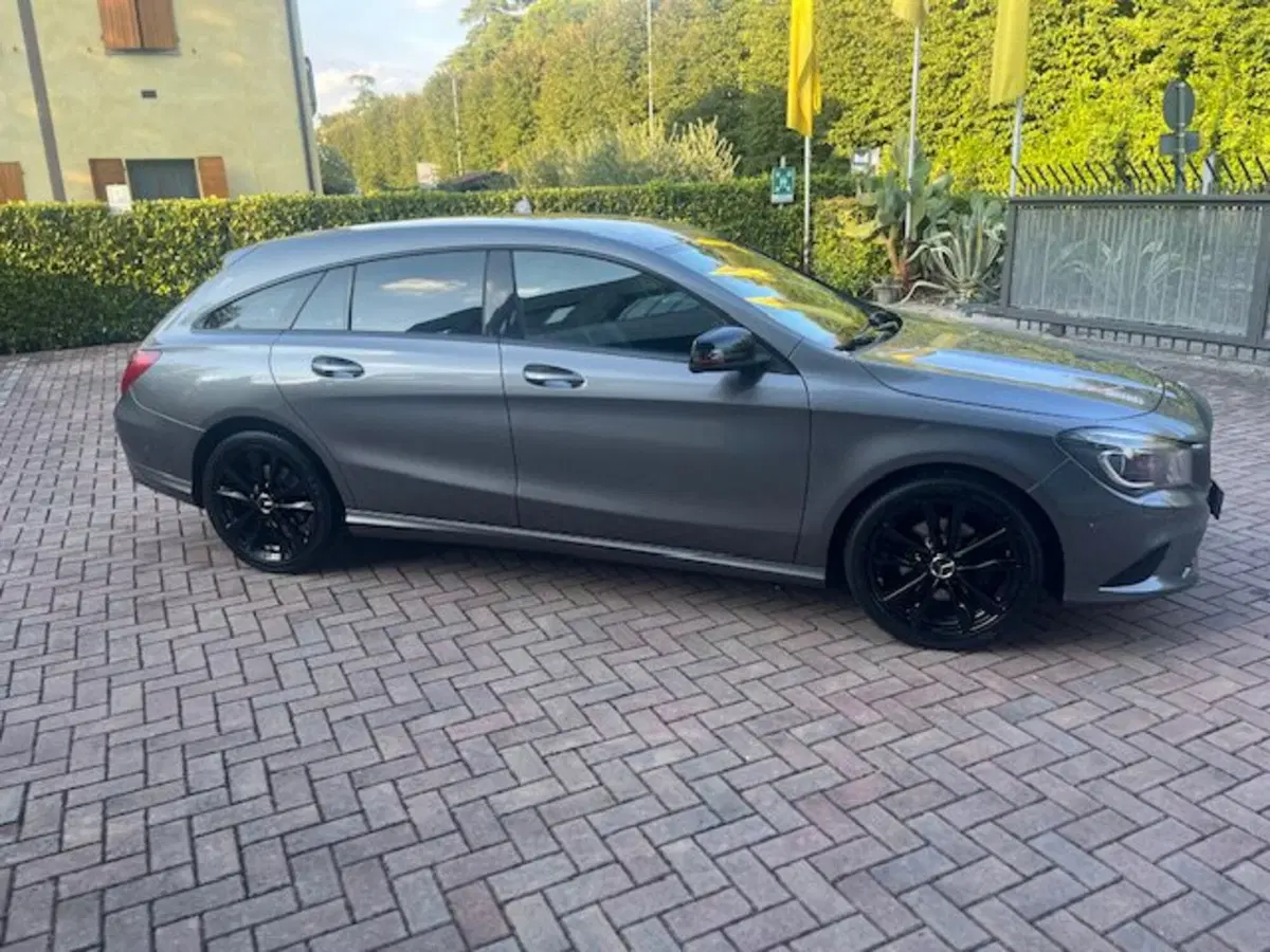 Mercedes-Benz CLA Shooting Brake usata a Brescia (7)