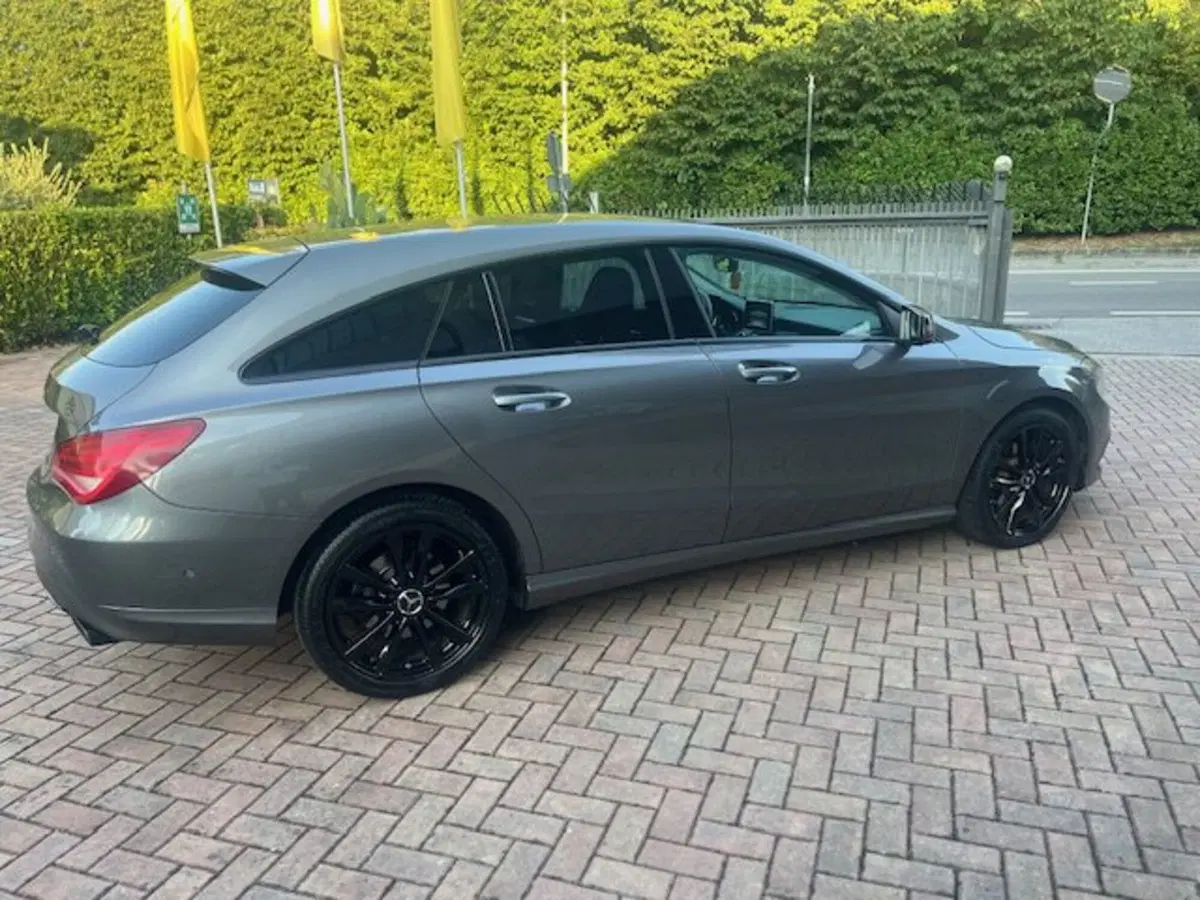 Mercedes-Benz CLA Shooting Brake usata a Brescia (8)