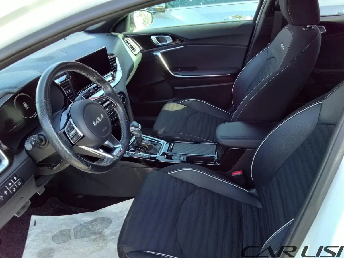 Kia XCeed usata a Foggia (5)