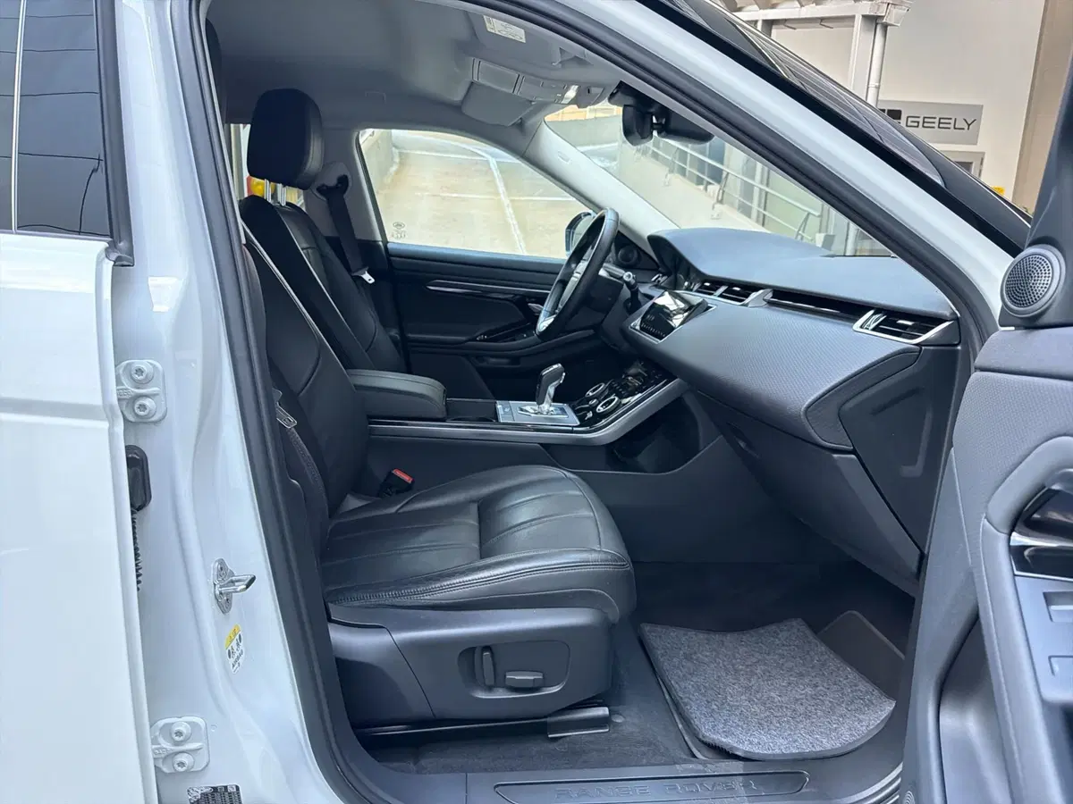 Land Rover Range Rover Evoque usata a Modena (17)