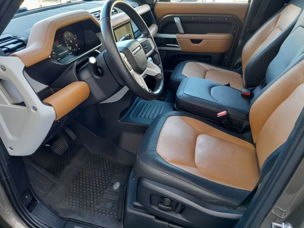 Land Rover Defender usata a Cuneo (15)
