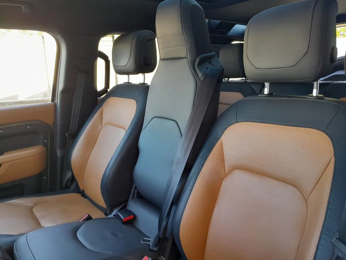 Land Rover Defender usata a Cuneo (18)