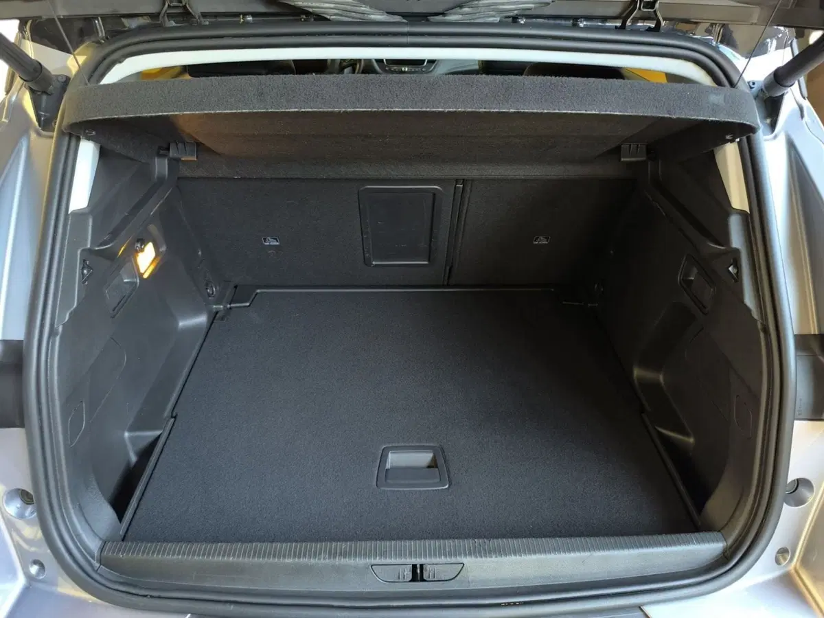 Opel Grandland usata a Udine (15)