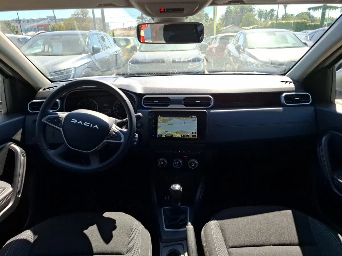 Dacia Duster usata a Latina (12)
