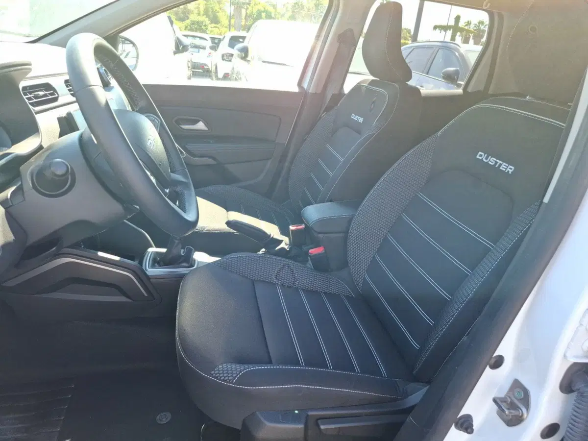 Dacia Duster usata a Latina (18)