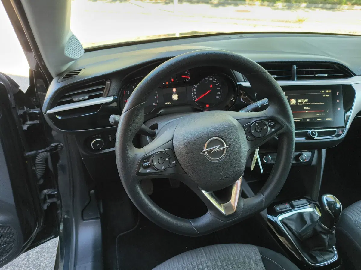 Opel Corsa nuova a Padova (16)