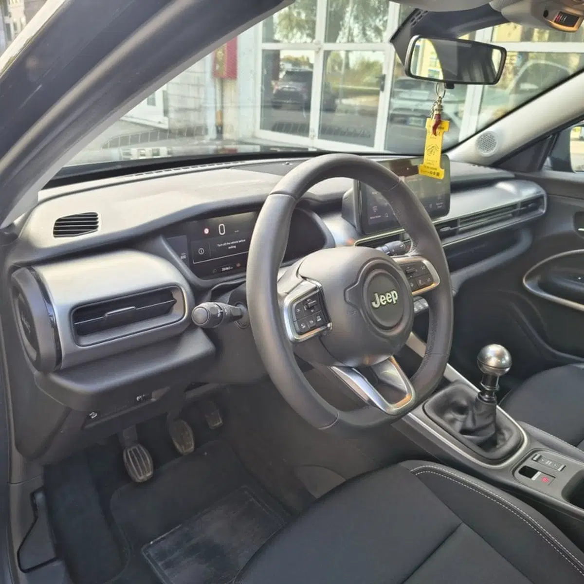 Jeep Avenger usata a Padova (10)