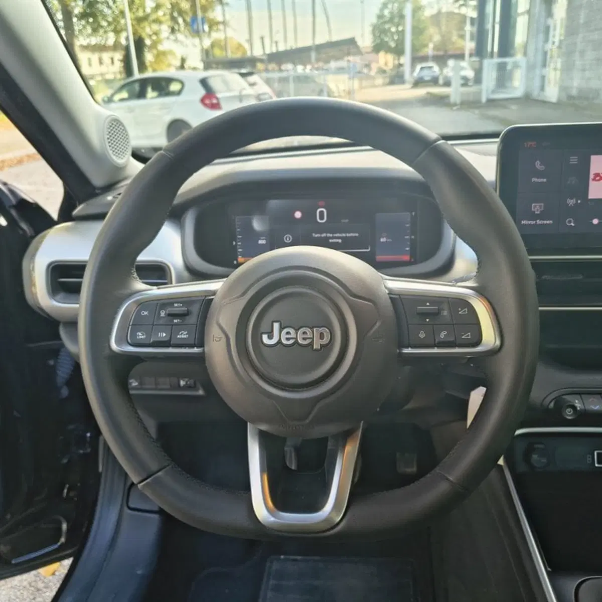 Jeep Avenger usata a Padova (14)