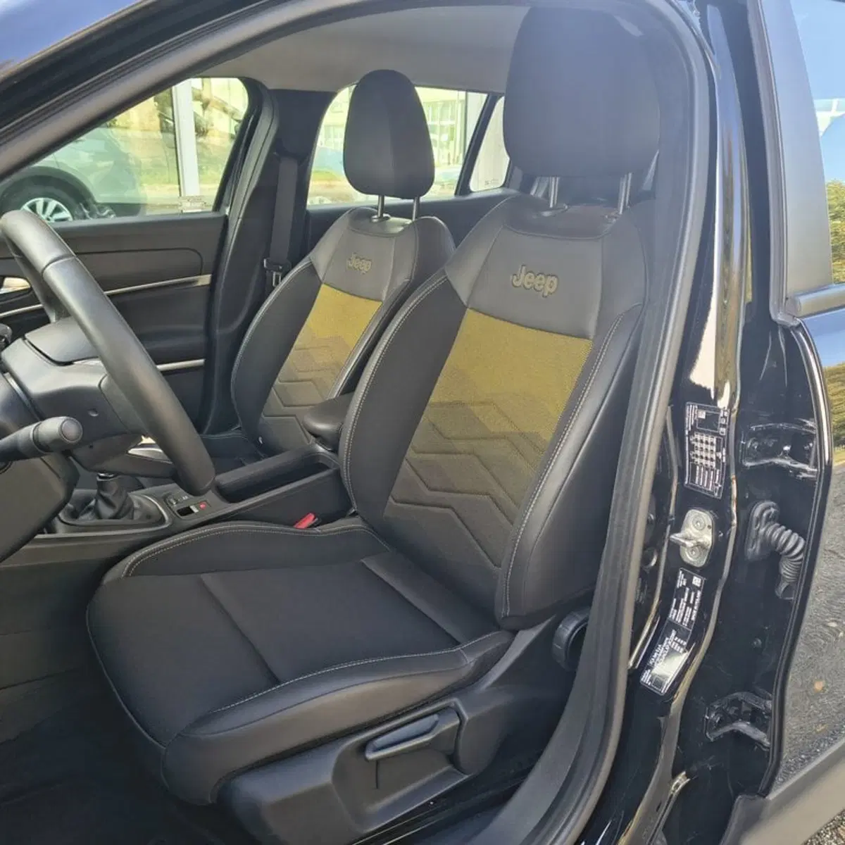 Jeep Avenger usata a Padova (16)