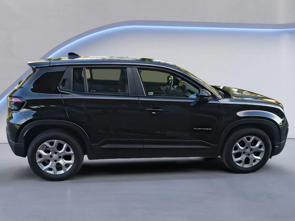 Jeep Avenger usata a Padova (7)