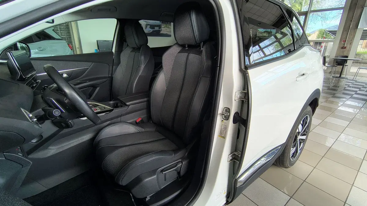 Peugeot 3008 usata a Padova (14)