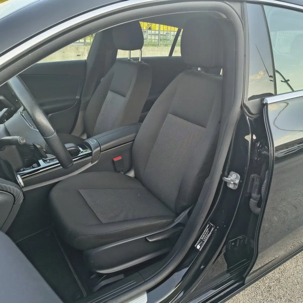 Mercedes-Benz CLA Shooting Brake usata a Padova (14)