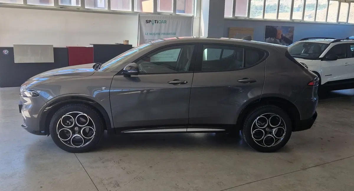 Alfa Romeo Tonale usata a Terni (3)