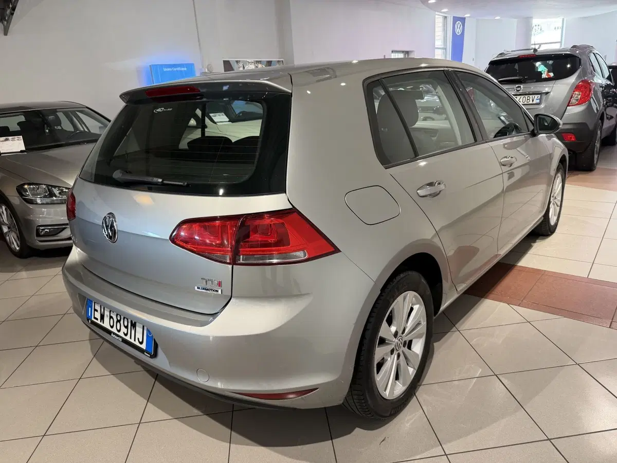 Volkswagen Golf usata a Genova (5)