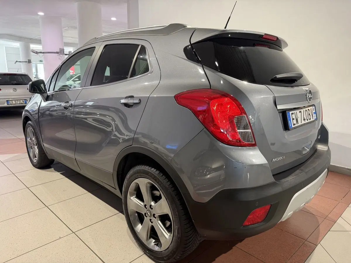 Opel Mokka usata a Genova (3)