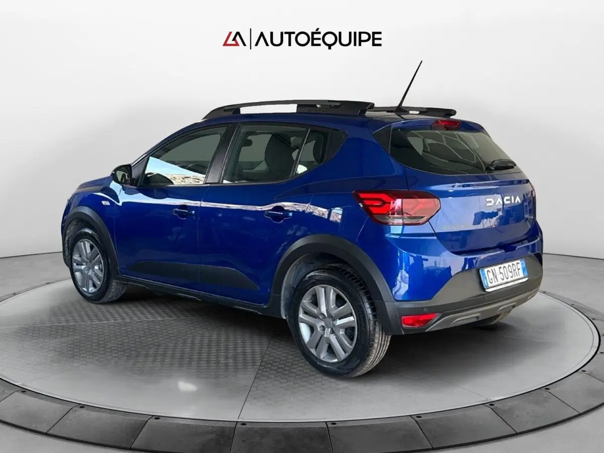Dacia Sandero usata a Roma (3)