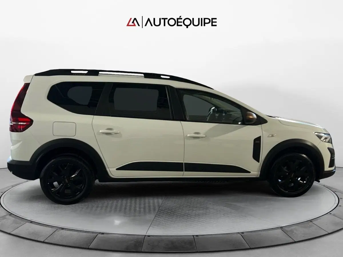 Dacia Jogger usata a Roma (6)