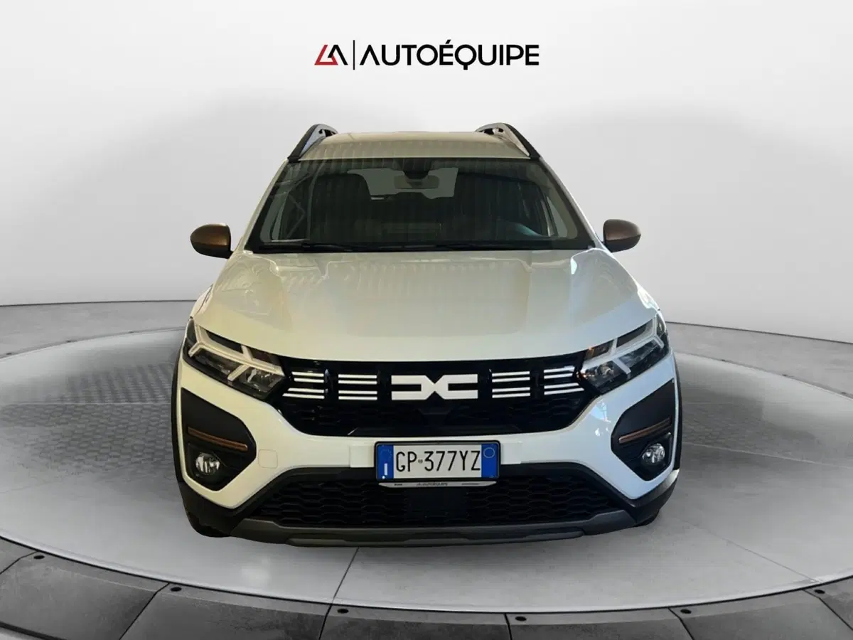 Dacia Jogger usata a Roma (8)