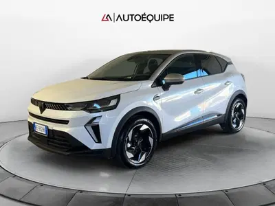 Renault Captur 1.8 full hybrid Techno 160cv auto nuova a Roma