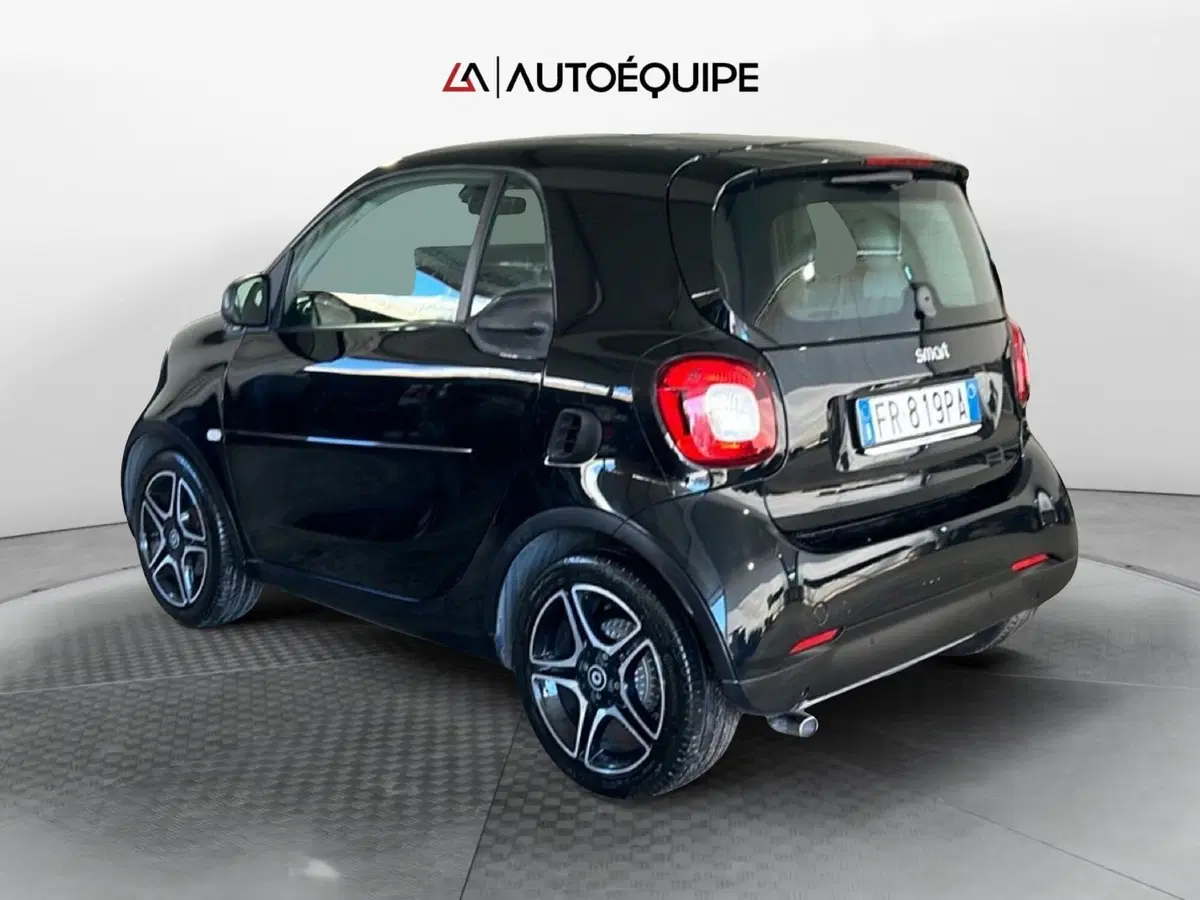 smart Fortwo usata a Roma (3)