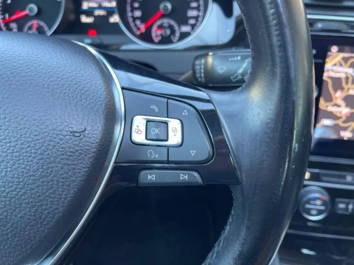 Volkswagen Golf usata a Ancona (20)