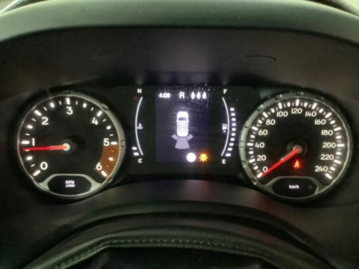 Jeep Renegade usata a Catania (16)