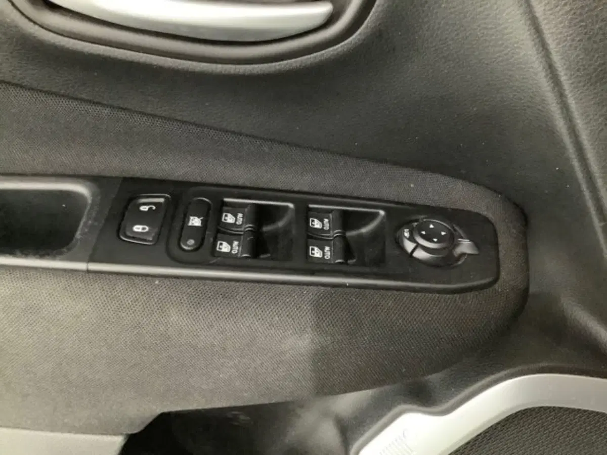 Jeep Renegade usata a Catania (20)