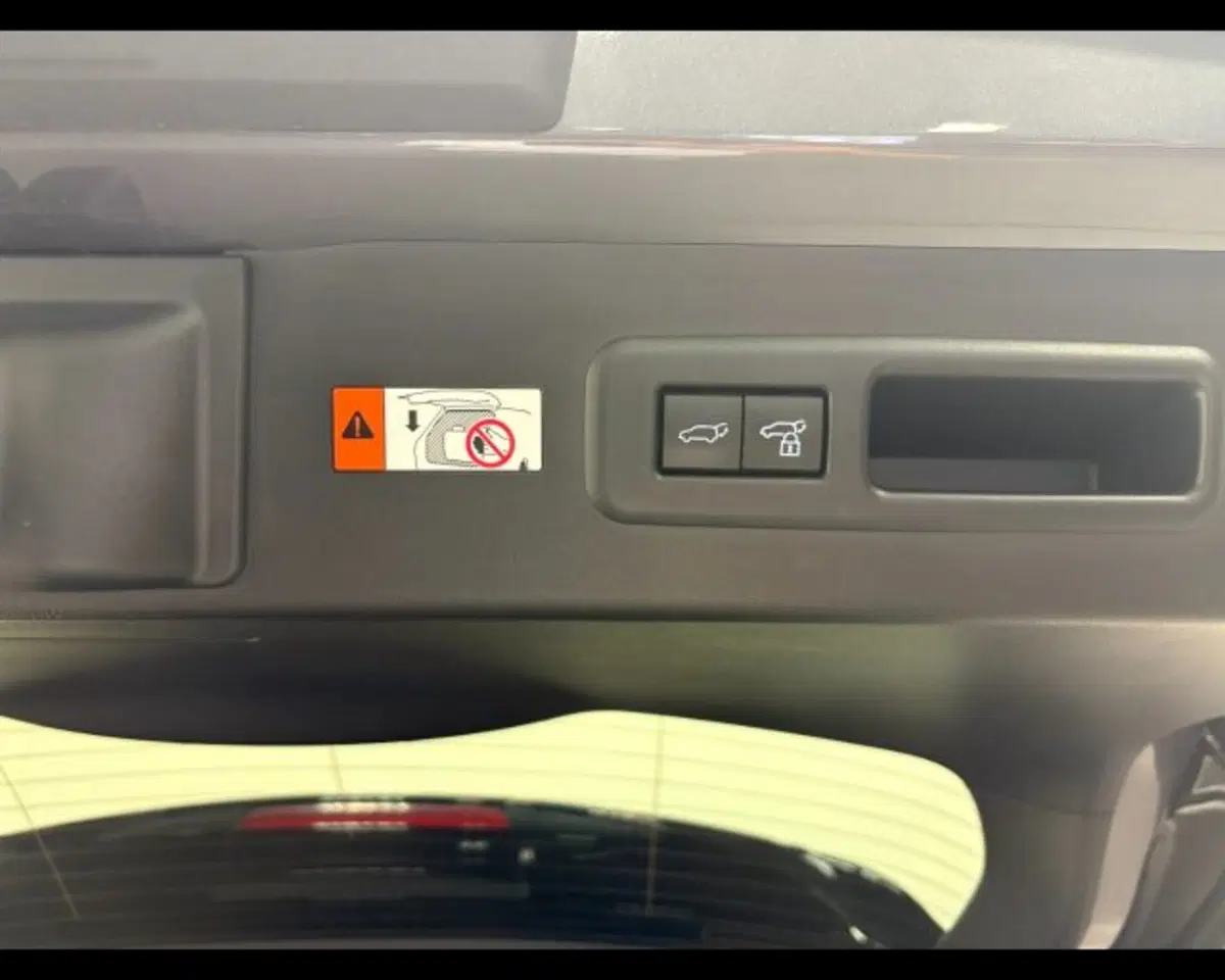 Lexus LBX usata a Treviso (12)
