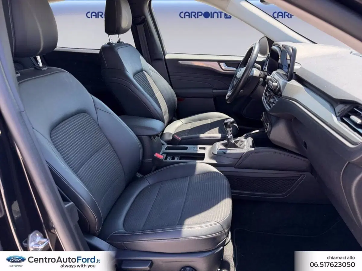 Ford Kuga usata a Roma (15)